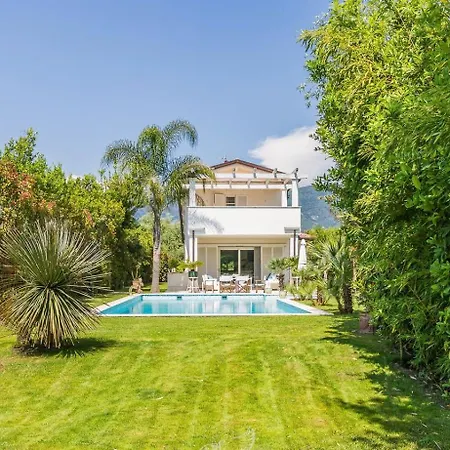 Villa -villa With Swimming Pool Dei Marmi-