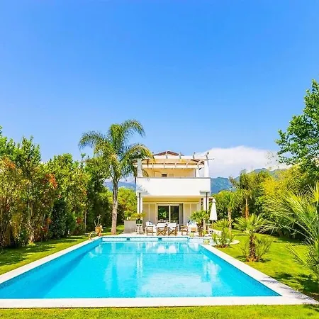 -villa With Swimming Pool Dei Marmi- Forte dei Marmi