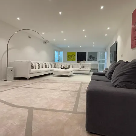Villa -villa With Swimming Pool Dei Marmi-