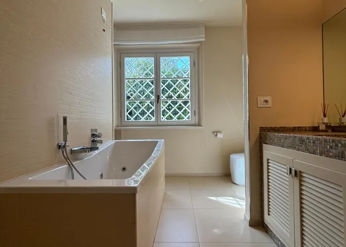 Villa -villa With Swimming Pool Dei Marmi- Forte dei Marmi